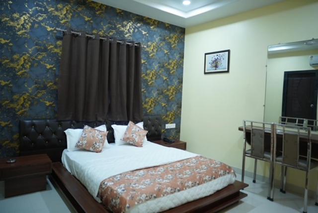 Hotel Heritage Bhilai Exteriör bild